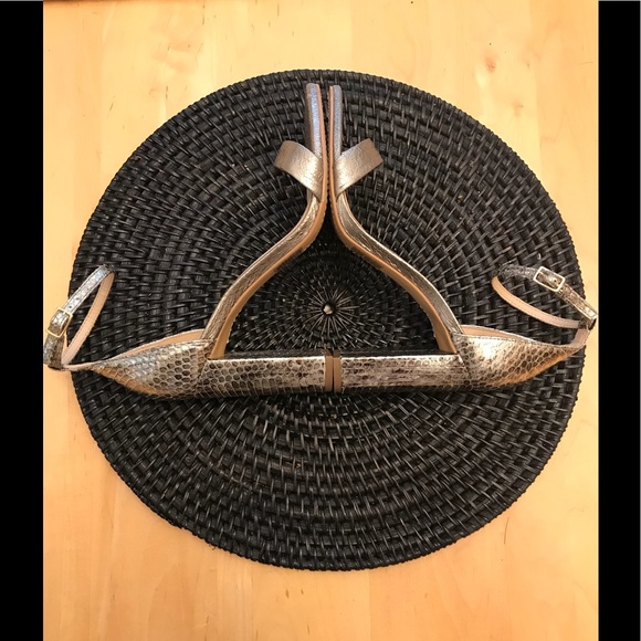 NEW VINCE CAMUTO Sz 8.5M HEELS - Picture 2 of 8